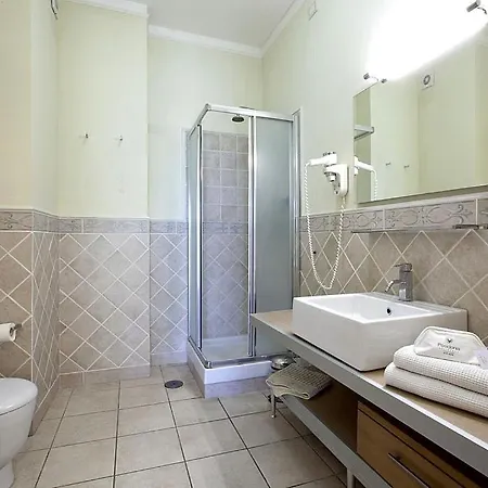아파트 Ischia Sleeps 4 Air Con Wifi 이스키아