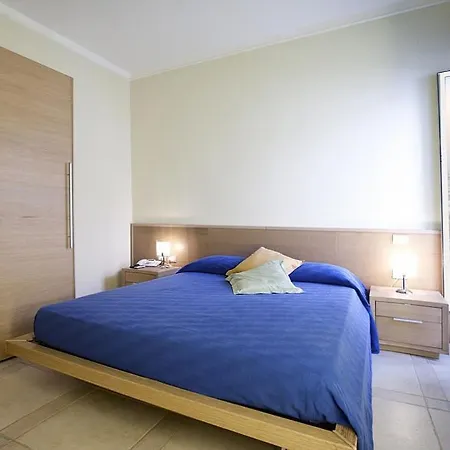 Apartment Ischia Sleeps 4 Air Con Wifi Ischia
